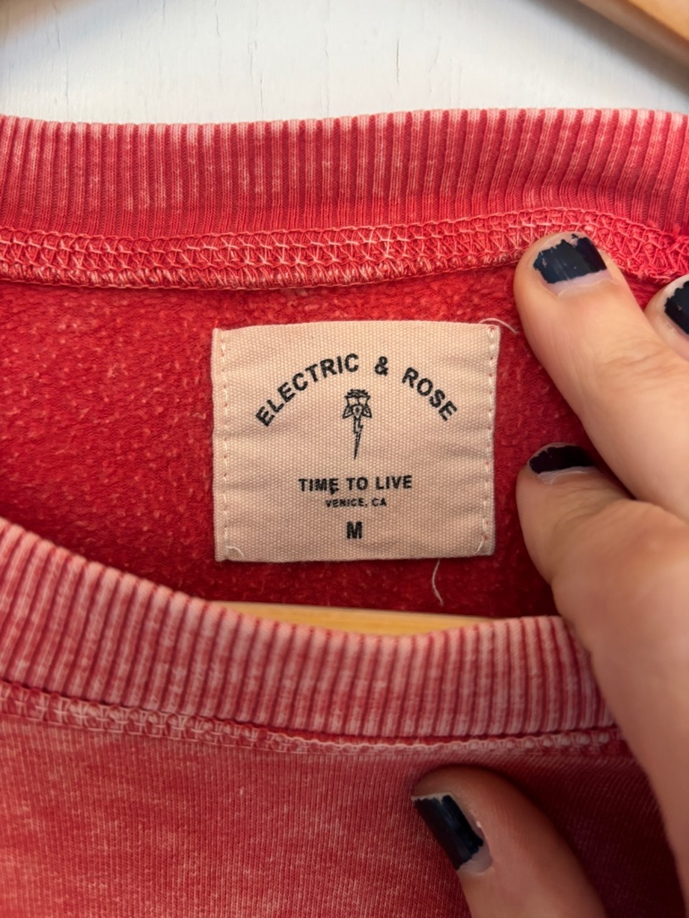 Electric & Rose Womens Red Sweatshirt Oversize Medium Distressed Apres Surf Club - Picture 2 of 6